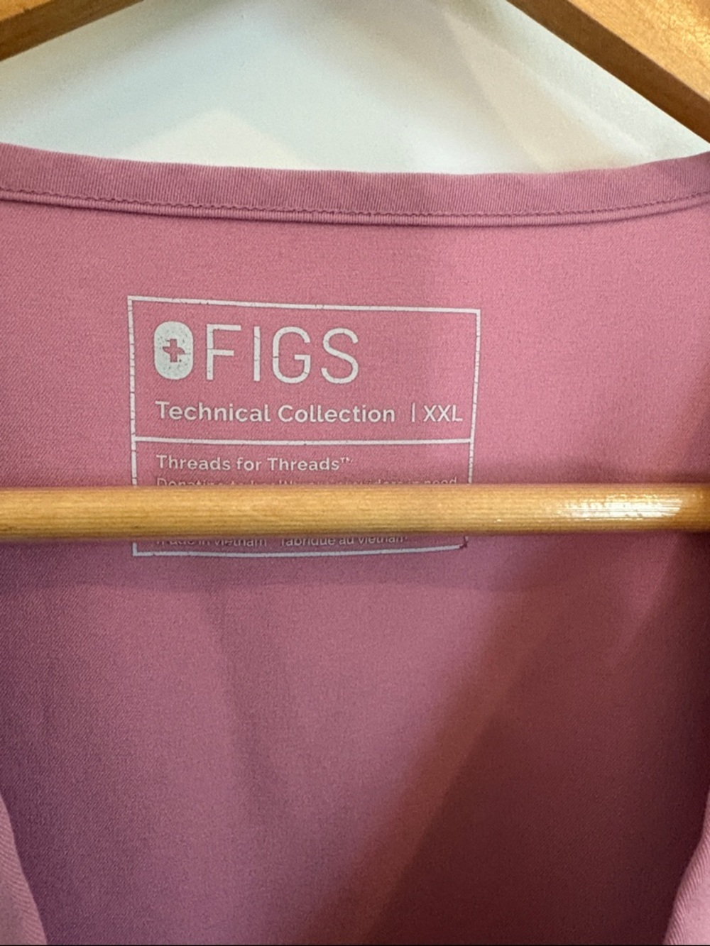 Figs Chisec Three Pocket Scrub Top Chalk Pink Size XXL - Picture 2 of 11